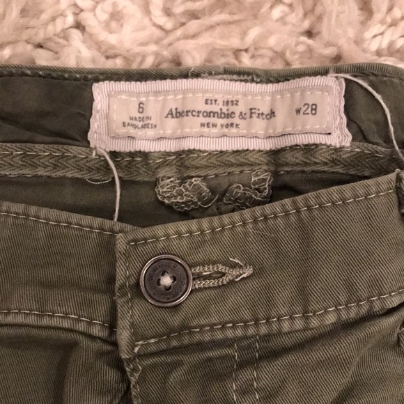 Abercrombie army skirt - Picture 2 of 2